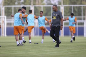 مورایس و سپاهان به دنبال جذب ستاره‌های خارجی 