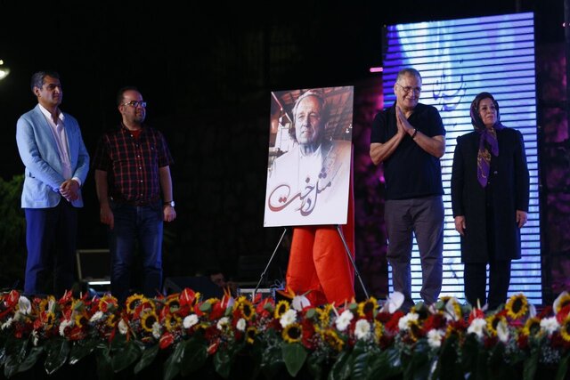 رونمایی «مثل درخت» زیر آسمان خوانسار