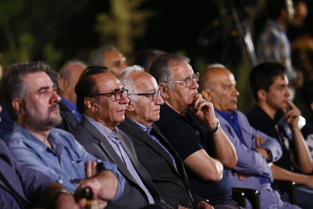 رونمایی «مثل درخت» زیر آسمان خوانسار