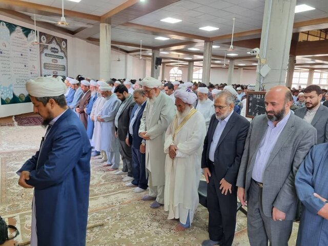 حسینی: دولت توجه ویژهای به رفع محرومیت ترکمن صحرا دارد