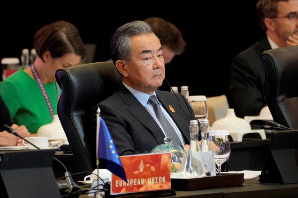 وزیر خارجه چین از استرالیا خواست همانند یک شریک رفتار کند نه یک رقیب