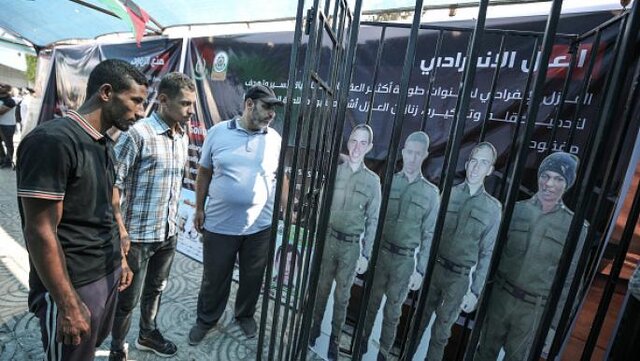 باشگاه اسرا: تعداد فلسطینیهای آزاد شده در مقایسه با هزاران اسیر در بند اندک است باشگاه اسرا: تعداد فلسطینیهای آزاد شده در مقایسه با هزاران اسیر در بند اندک است