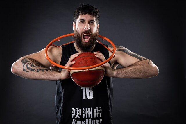 تمجید تمام قد فدراسیون جهانی: حدادی، اسطوره بسکتبال آسیا!