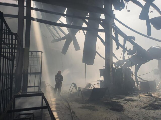 عکس از آرشیو تلاش برای بازگشت واحد آسیبدیده شهرک شوش به چرخه تولید