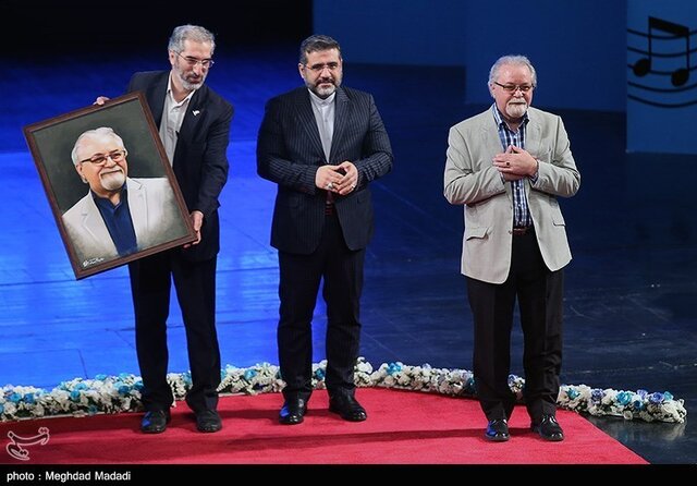آیین اختتامیه اولین جشنواره سرود فجر برگزار شد