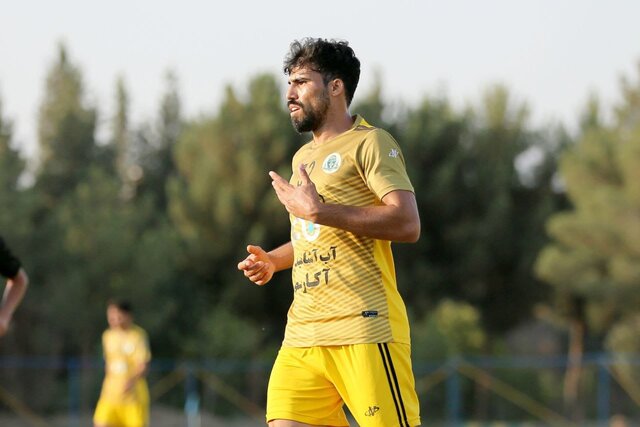 علی دشتی به آلومینیوم پیوست علی دشتی به آلومینیوم پیوست