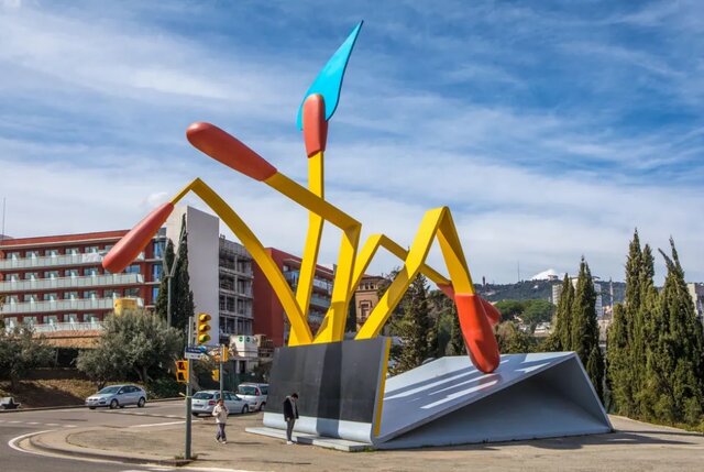 خالق مجسمههای غولپیکر درگذشت