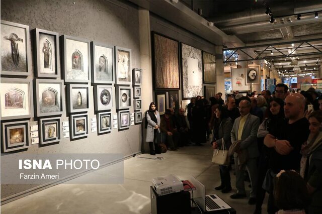 عکس آرشیوی است راهنمایی برای گالری گردی در روزهای پایانی هفته