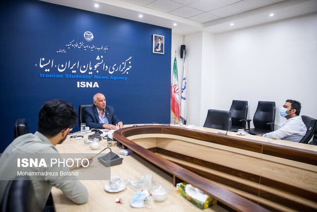 قهرمانی که بوکس را حلال کرد!/ هویتدوست: ناطقنوری را من آوردم