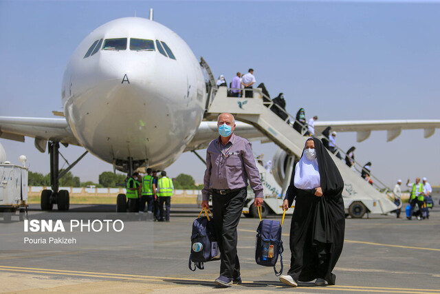 استقبالکنندگان از حجاج دستورالعملهای بهداشتی را رعایت کنند استقبالکنندگان از حجاج دستورالعملهای بهداشتی را رعایت کنند