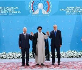 اهمیت سیاسی نشست تهران بیش از جنبه اقتصادی آن بود اهمیت سیاسی نشست تهران بیش از جنبه اقتصادی آن بود