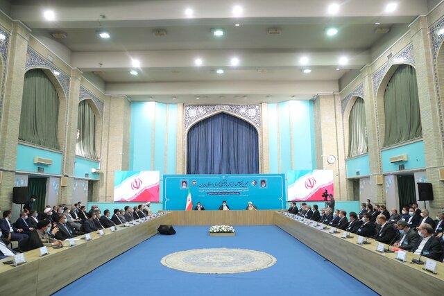 حمایت فرهنگی از ایرانیان خارج کشور از مهمترین ماموریتهای رایزنان فرهنگی است حمایت فرهنگی از ایرانیان خارج کشور از مهمترین ماموریتهای رایزنان فرهنگی است