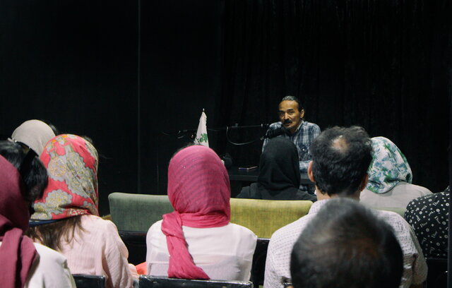 جوانک نقاشی که کارگردان موفق تئاتر شد