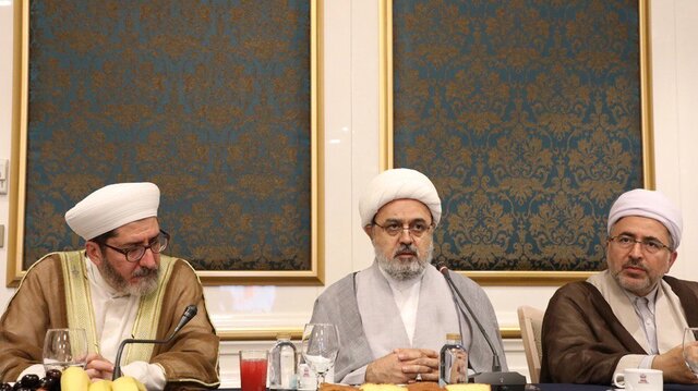 مسئله وحدت امت نشانه تراز توحید و خدا پرستی است