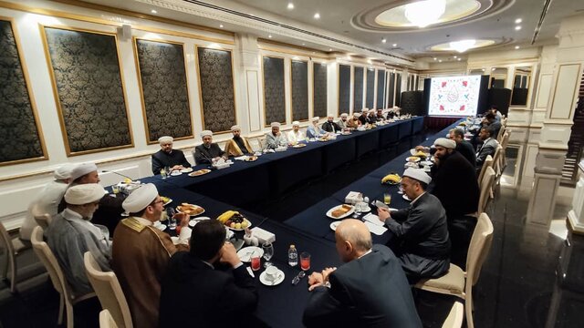 ایجاد تفرقه، مهمترین سلاح دشمن برای جلوگیری از تشکیل امت واحده است