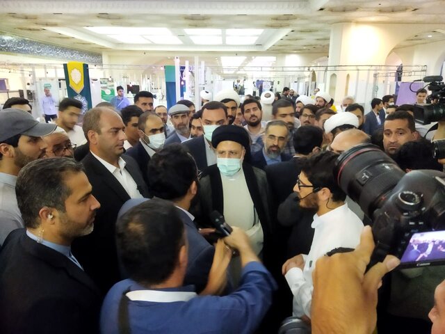 بازدید رییس جمهوری از نمایشگاه همافزایی مدیریت ایران بازدید رییس جمهوری از نمایشگاه همافزایی مدیریت ایران