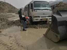 سیل در سیستان و بلوچستان/ مسدود شدن 8 مسیر فرعی/امداد رسانی به بیش از 400 آسیب دیده 