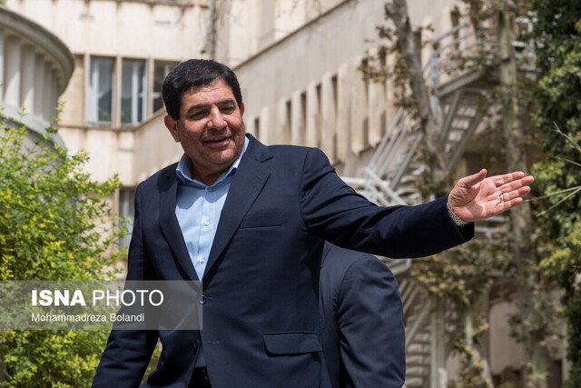 مخبر: قیمت بیش از ۳۰ قلم کالا تا ۲۳ درصد کاهش مییابد مخبر: قیمت بیش از ۳۰ قلم کالا تا ۲۳ درصد کاهش مییابد