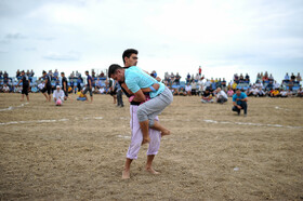 مسابقه کشتی گورش