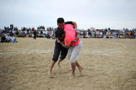 مسابقه کشتی گورش