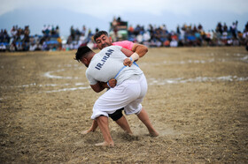 مسابقه کشتی گورش