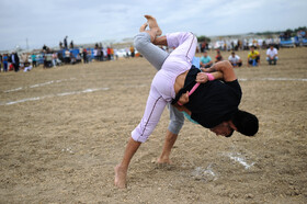 مسابقه کشتی گورش