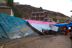 خسارات وارد شده از جاری شدن سیلاب و رانش زمین در امامزاده داوود تهران