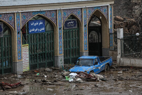 خسارات وارد شده از جاری شدن سیلاب و رانش زمین در امامزاده داوود تهران