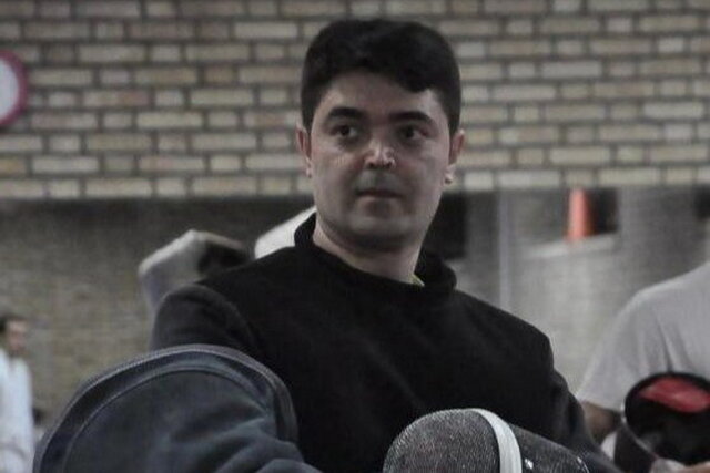 سرمربی اپه: امکان تغییر اسم محمد رضایی نبود/ حواشی انتخابات به شمشیربازی لطمه می‌زند