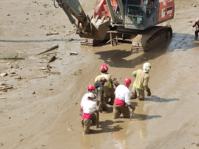 عکس آرشیوی است. از تردد به محور سولقان - امامزاده داود (ع)، خودداری کنید