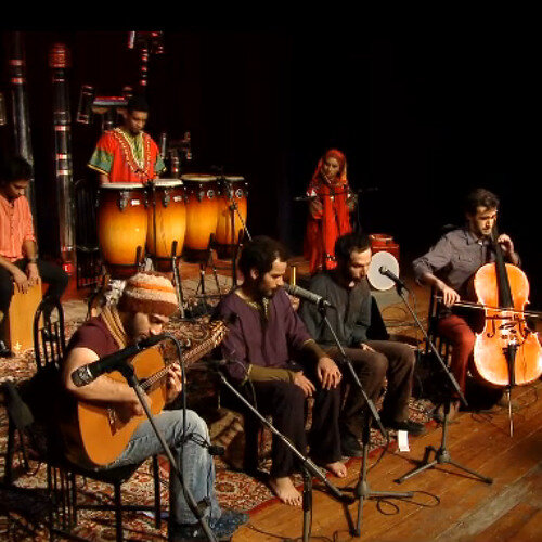 گروه کماکان / عکس آرشیوی است ماجرای کنسرت نافرجام هنرمندان بوشهری چه بود؟