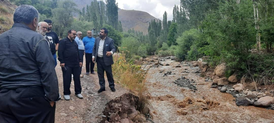 امدادرسانی به مناطق سیلزده طالقان به کندی انجام شده است/ استان البرز نیاز به تجهیزات دارد