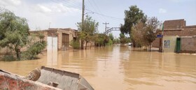 آبرسانی سیار در رفسنجان/بازدید وزیر کشور از مناطق سیل زده/مردم در خانه بمانند