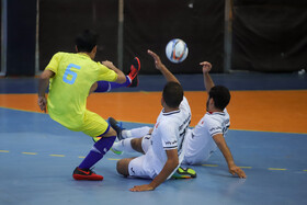 دیدار تیم های فوتسال فرش آرا و گیتی پسند