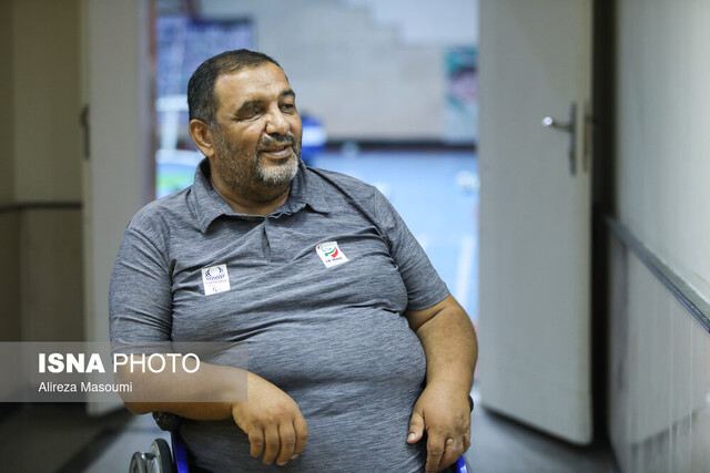 علی کشفیا: ۴۰ سال است ویلچرنشینم اما نبریده ام/ با تحویل سال تولد جانبازی من شروع میشود