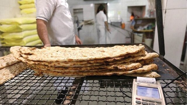 رقم یارانه نان معادل ۷۰۰ کیلومتر راه آهن سریعالسیر رقم یارانه نان معادل ۷۰۰ کیلومتر راه آهن سریعالسیر