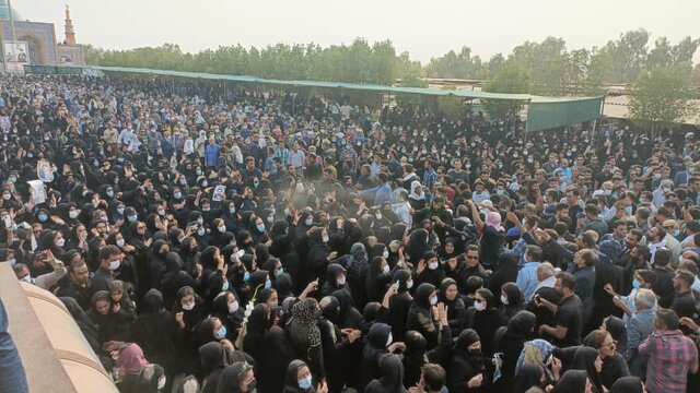 ‍ پیکر عادل آذر در سرای ابدیش در دهلران، آرام گرفت