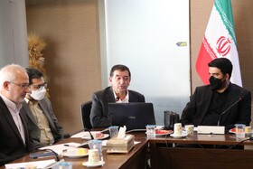 تحریم داخلی به مراتب مضرتر از نوع خارجی آنست