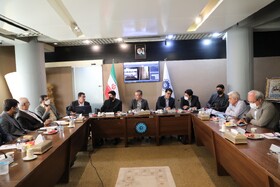 انتقال پول بحث اصلی در تجارت است/فارس می‌تواند هاب تجارت ایران باشد