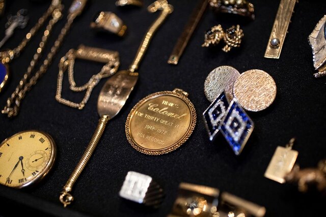 جواهرات گمشده «الویس پریسلی»‌ حراج می‌شوند