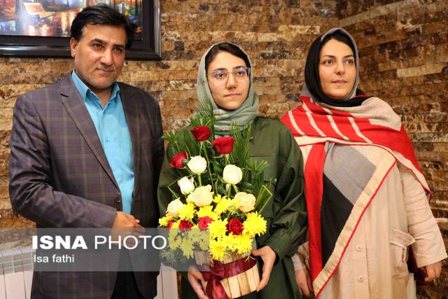 گفت و گوی جالب ایسنا با دختر رتبه یک کنکور تجربی