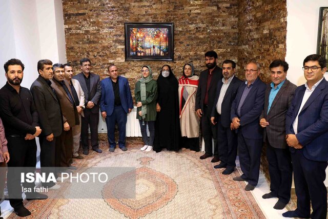 دیدار مدیرکل آموزش و پرورش کهگیلویه و بویراحمد با رتبه یک تجربی کنکور