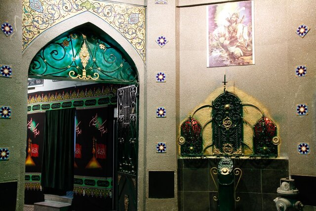 تکیهای قاجاری با منبر ١۴۵ ساله در تهران