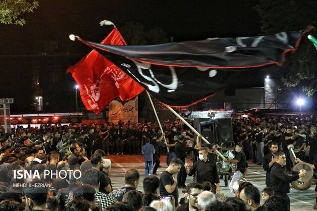 به برنامه های مذهبی تلویزیون نگاه شخصی داریم