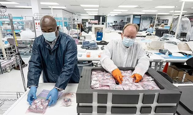 قطعهای از فضاپیمای ماموریت آپولو ۱۱ به ماه بازمیگردد