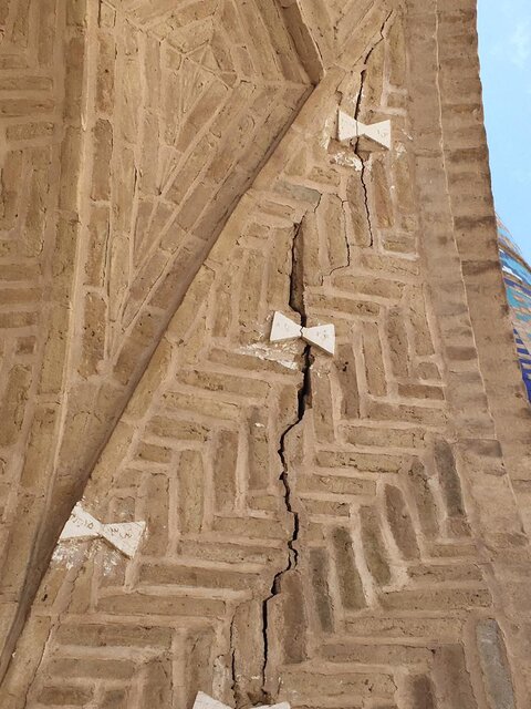 تَرکها و تصاویر «امیرچخماق» پس از سیل