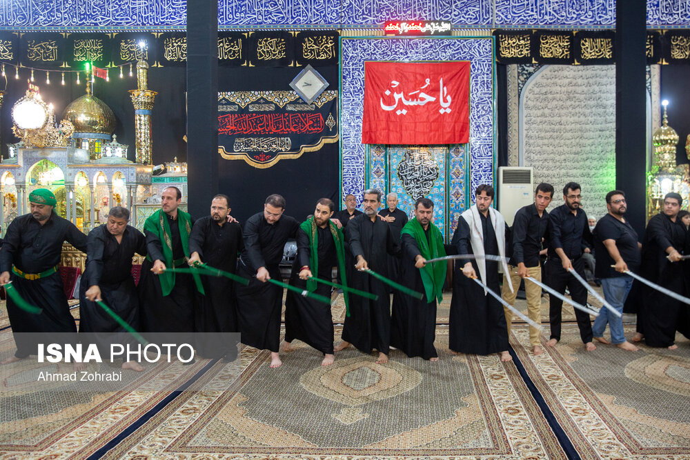 تصاویری از مراسم سنتی مشق شمشیر نجفیهای مقیم قم