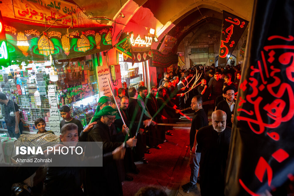 تصاویری از مراسم سنتی مشق شمشیر نجفیهای مقیم قم