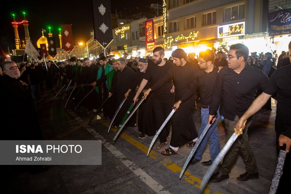 تصاویری از مراسم سنتی مشق شمشیر نجفیهای مقیم قم