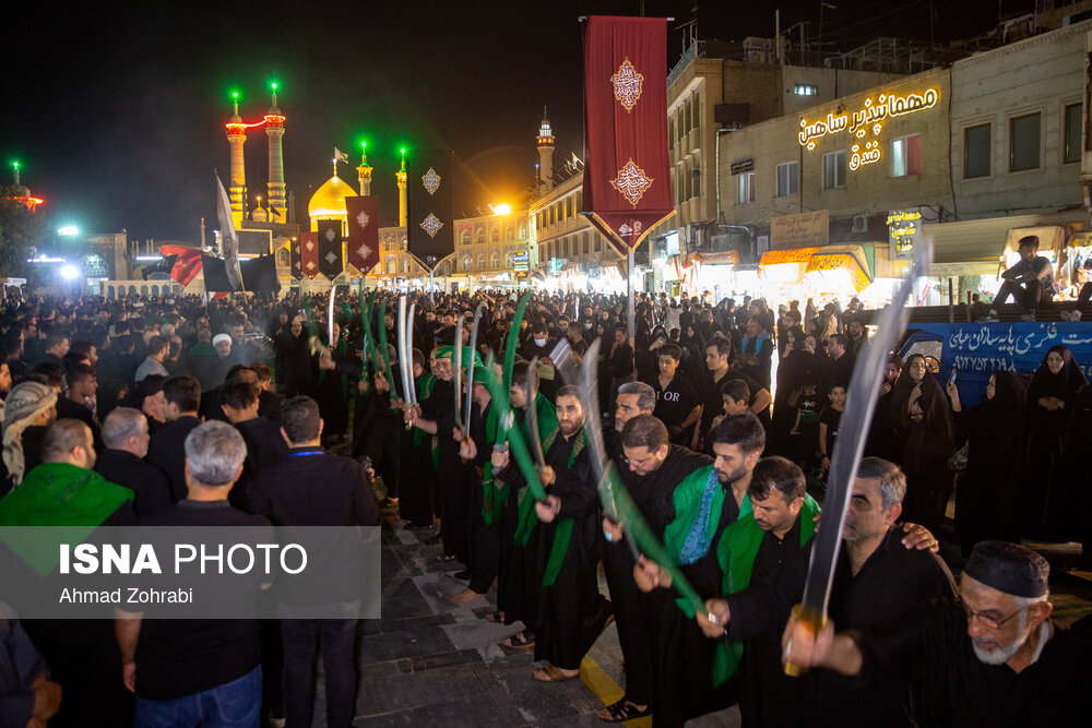 تصاویری از مراسم سنتی مشق شمشیر نجفیهای مقیم قم